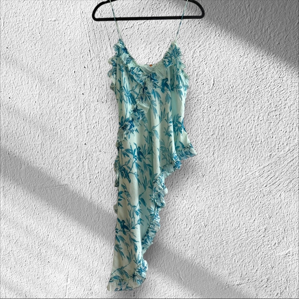Free People X Intimately FP Vida Printed Asymmetric Hem Cotton Cami in Sky - Picture 3 of 8